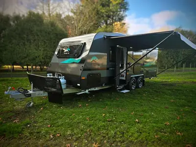 2025 Snowy River SRC-22F 22'